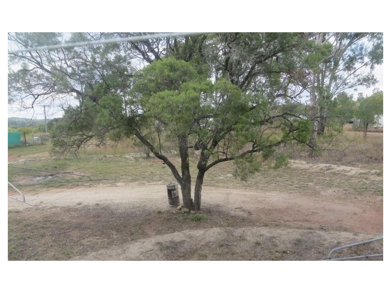 25 Mount Rose Street, Eidsvold QLD 4627