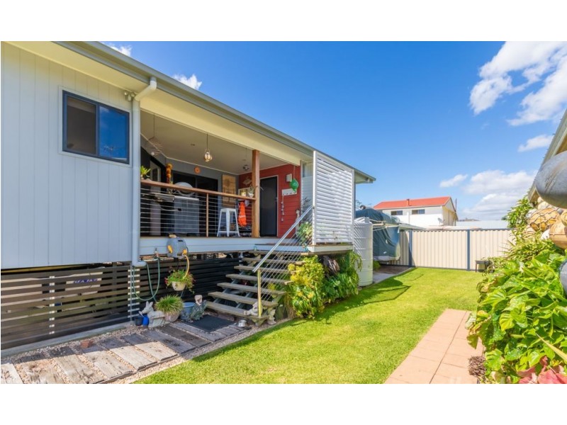 61 Esplanade, Godwin Beach QLD 4511