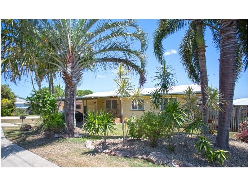 4 Hill End Road, Glenella QLD 4740
