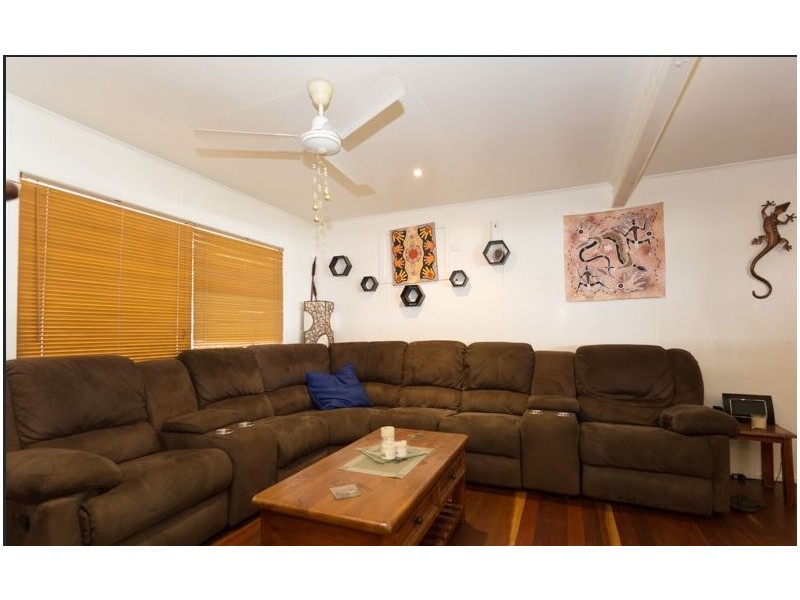 4 Hill End Road, Glenella QLD 4740