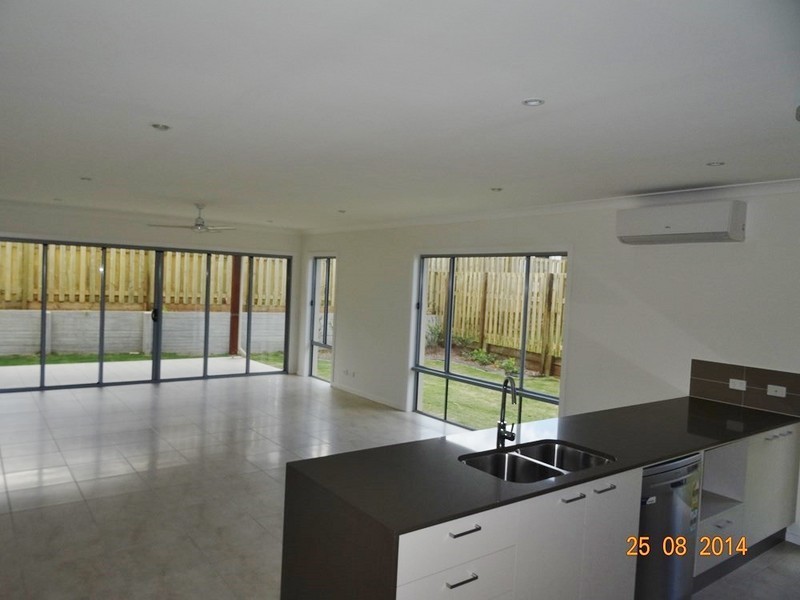 52 Morgan Circuit, Nudgee QLD 4014