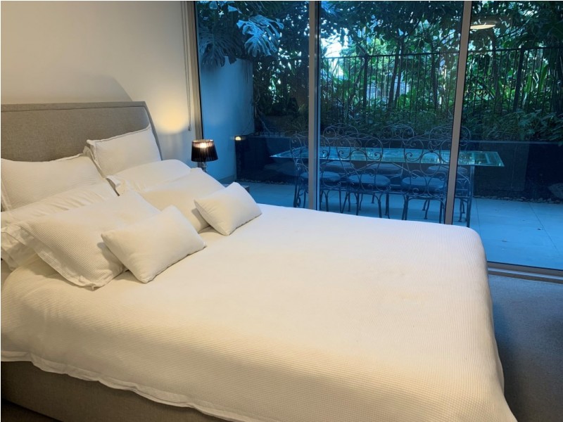 409/30 Festival Place, Newstead QLD 4006