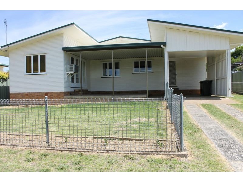 4 Hudson Street, Warwick QLD 4370