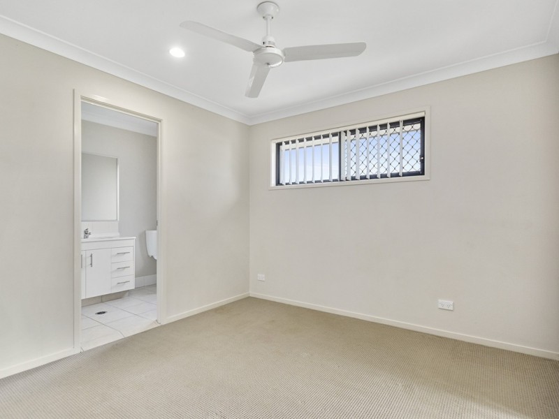 8 Wimbledon Street, Springfield Lakes QLD 4300