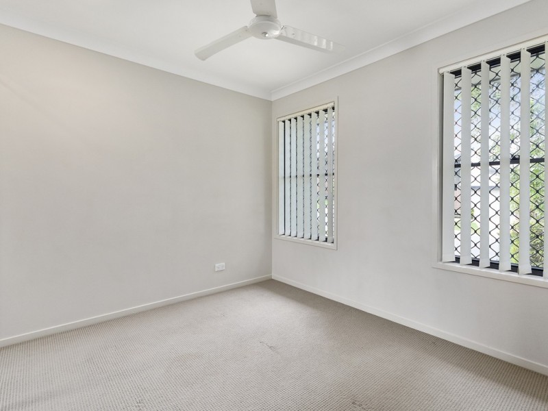 8 Wimbledon Street, Springfield Lakes QLD 4300