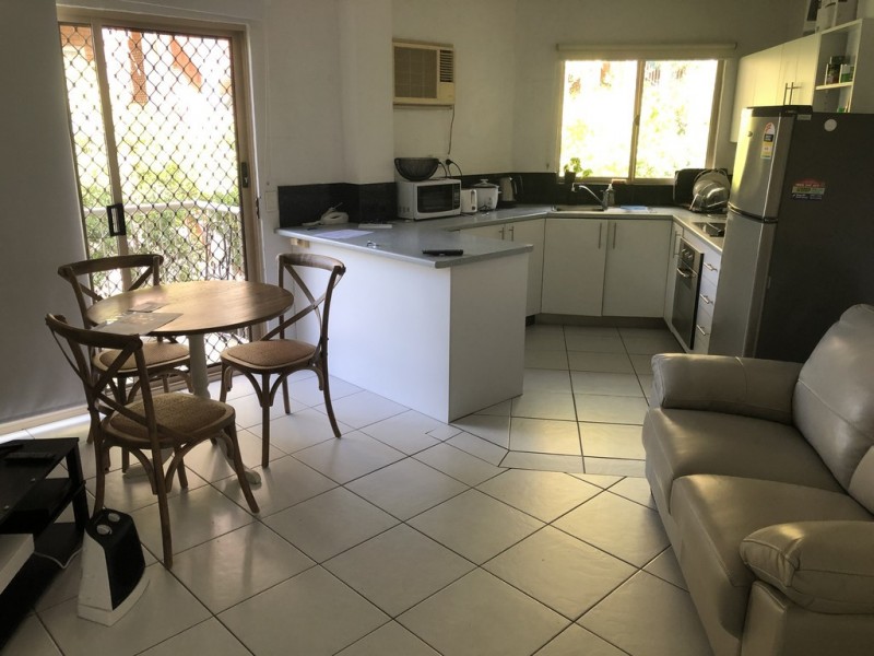 3 Whitmore St, Taringa QLD 4068