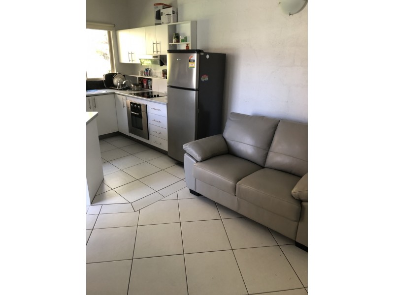 3 Whitmore St, Taringa QLD 4068