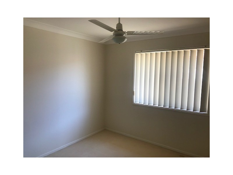 11 Berkshire Place, Springfield Lakes QLD 4300
