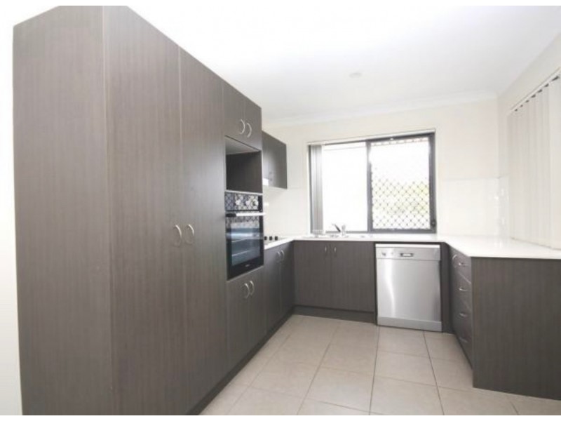 1/17 Melville Drive, Brassall QLD 4305