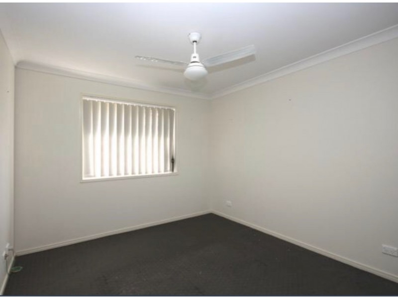 1/17 Melville Drive, Brassall QLD 4305