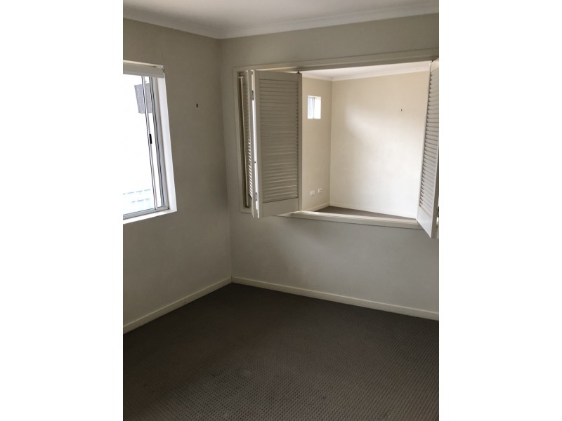 38 Lissner St, Toowong QLD 4066