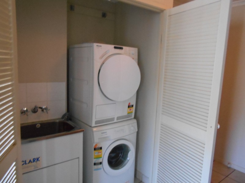 38 Lissner St, Toowong QLD 4066