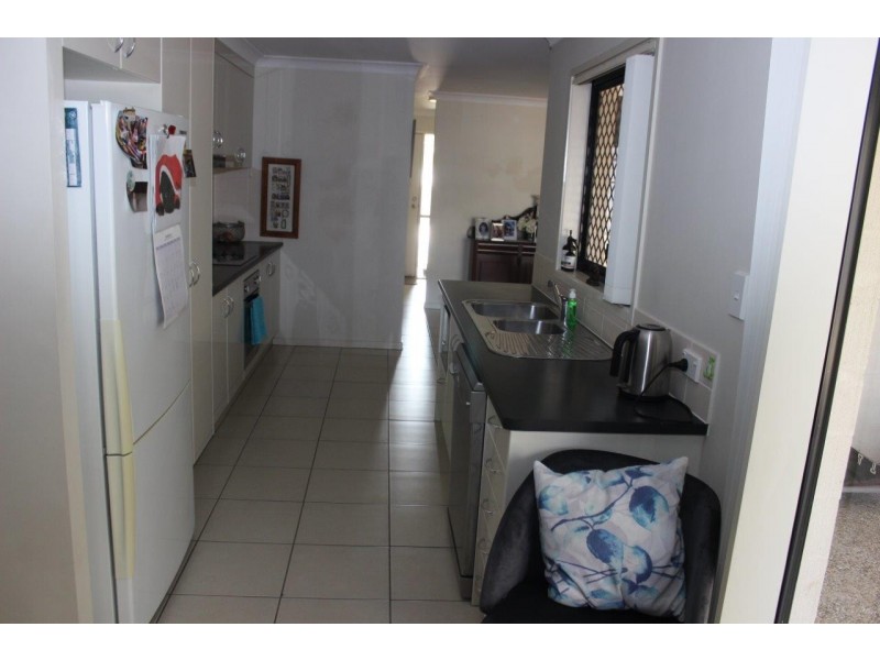 37 Reardon street, Calamvale QLD 4116