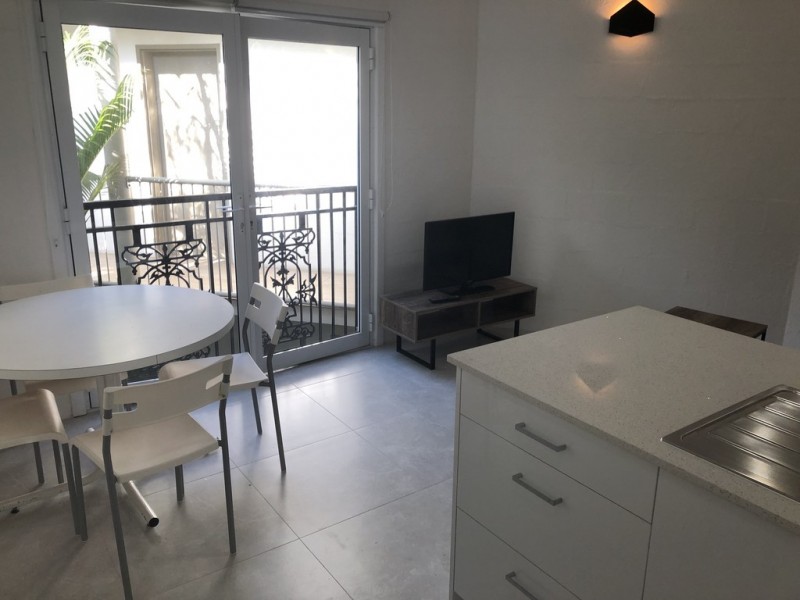 3 Whitmore St, Taringa QLD 4068