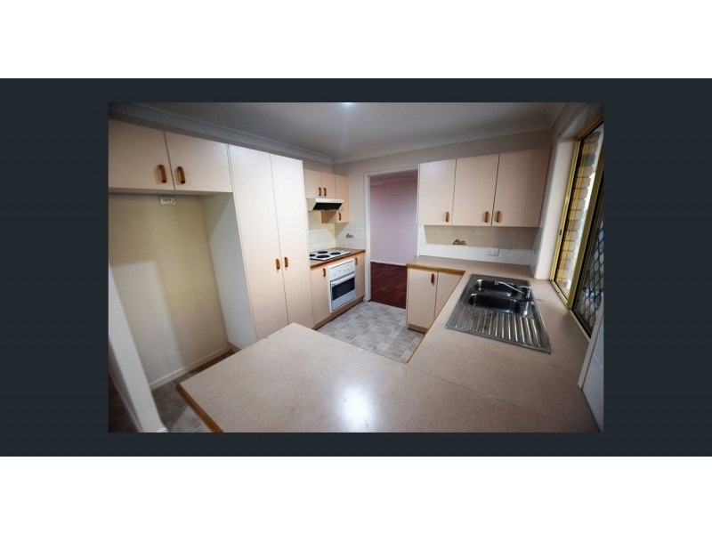 16 Maple Ave, Springfield QLD 4300