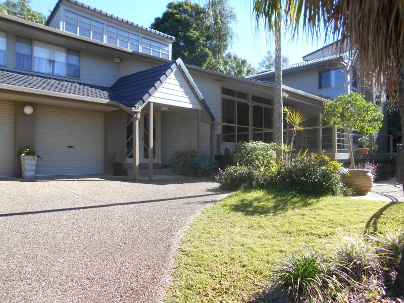 41 Morningview St, Chapel Hill QLD 4069
