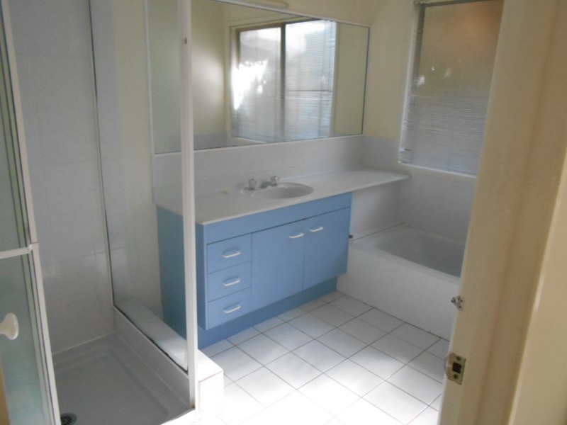 41 Morningview St, Chapel Hill QLD 4069