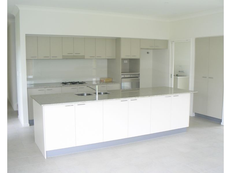 71 Torrens Crescent, Wakerley QLD 4154