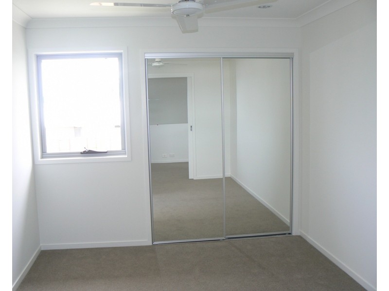 71 Torrens Crescent, Wakerley QLD 4154