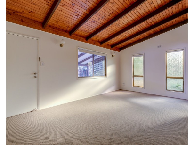 8 Antares Avenue, Kingston QLD 4114