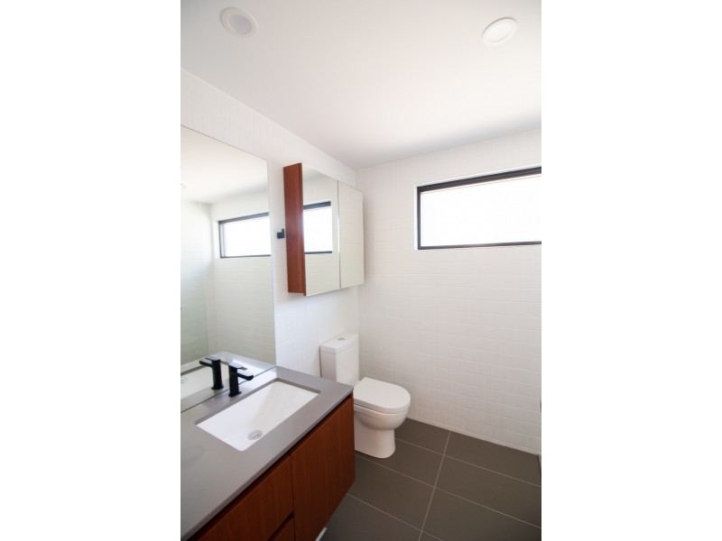 C1002B/77 Victoria Street, West End QLD 4101