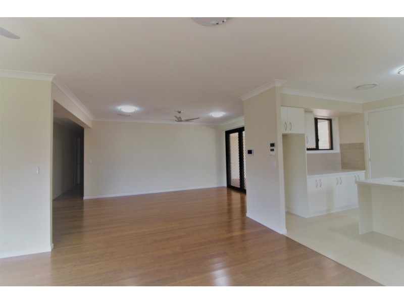 12 Thro Street, Sunnybank QLD 4109