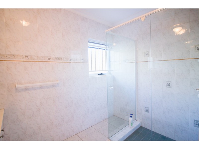 245 Graham Road (11 Desertrose Cr), Bridgeman Downs QLD 4035