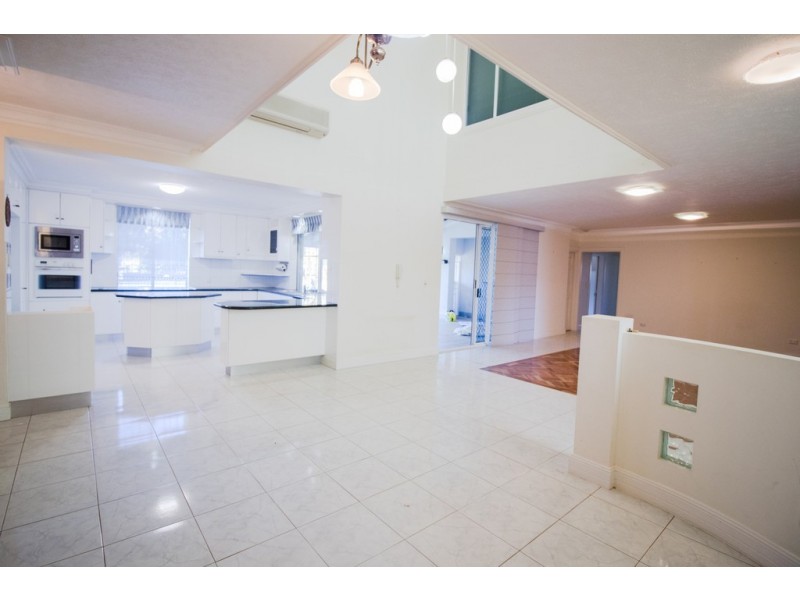 245 Graham Road (11 Desertrose Cr), Bridgeman Downs QLD 4035