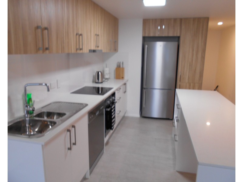 9 Walden Lane, Herston QLD 4006