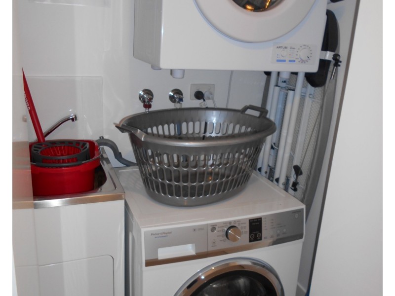 9 Walden Lane, Herston QLD 4006