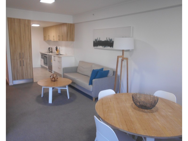 9 Walden Lane, Herston QLD 4006