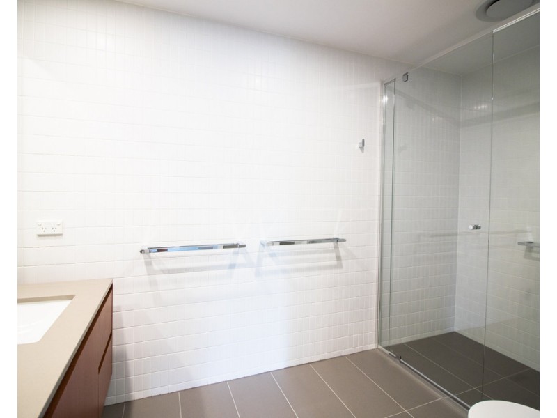 C100404/77 Victoria Street, West End QLD 4101