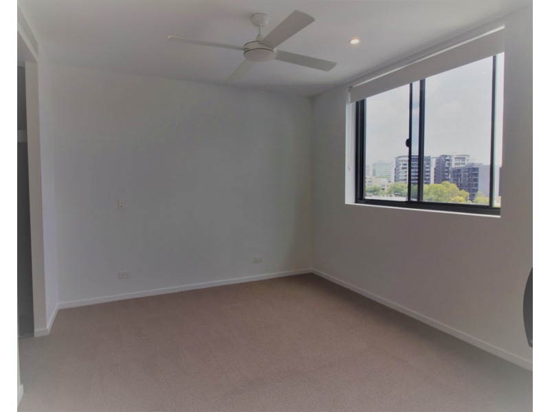 J10511/77 Jane Street, West End QLD 4101
