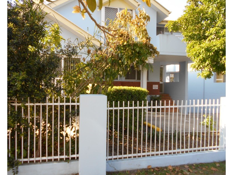 77 Sherwood Rd, Toowong QLD 4066