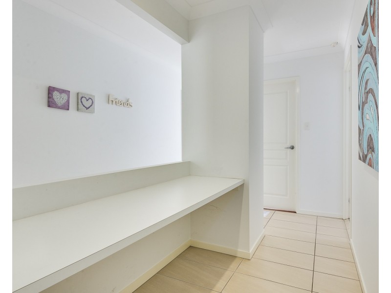 11 Valentine Circuit, Augustine Heights QLD 4300