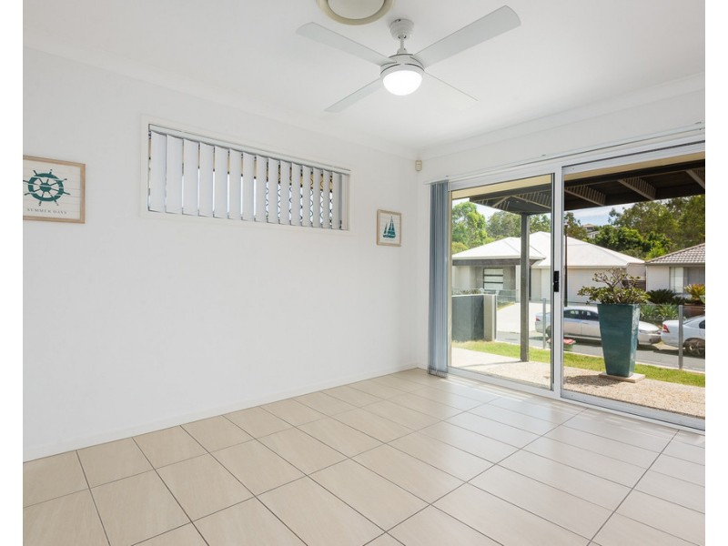 11 Valentine Circuit, Augustine Heights QLD 4300