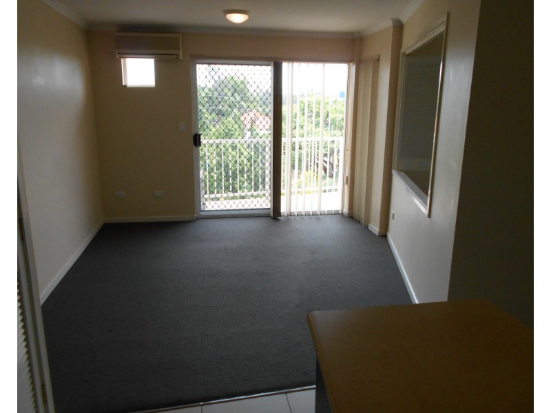 38 Lissner St, Toowong QLD 4066