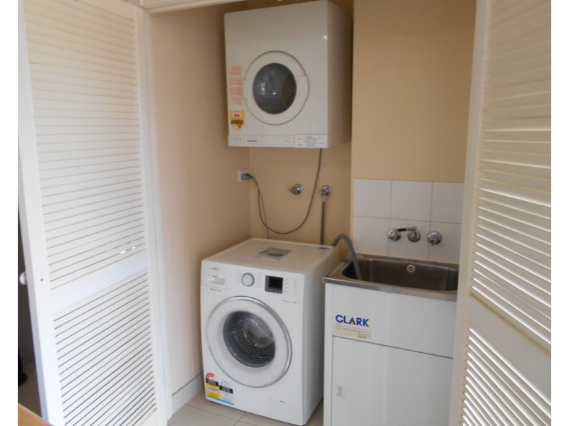 38 Lissner St, Toowong QLD 4066