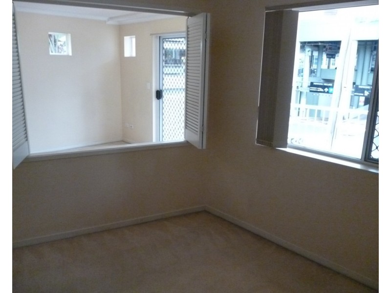 38 Lissner St, Toowong QLD 4066