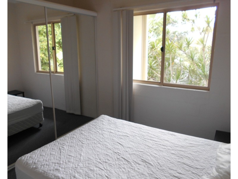 3 Whitmore St, Taringa QLD 4068