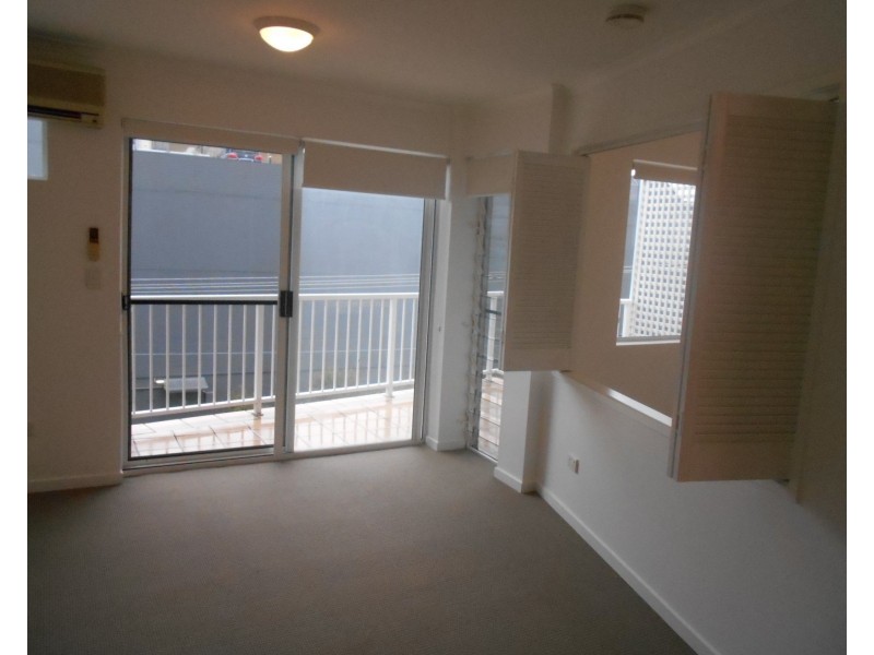 38 Lissner St, Toowong QLD 4066