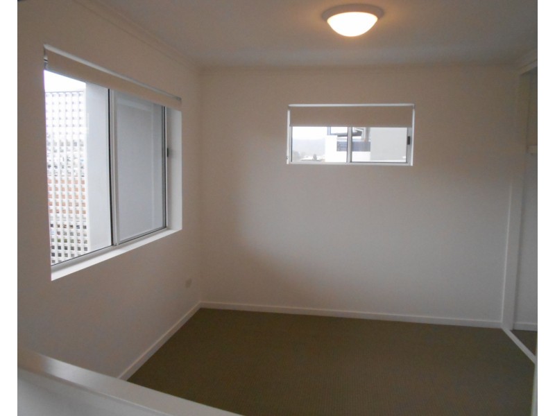 38 Lissner St, Toowong QLD 4066