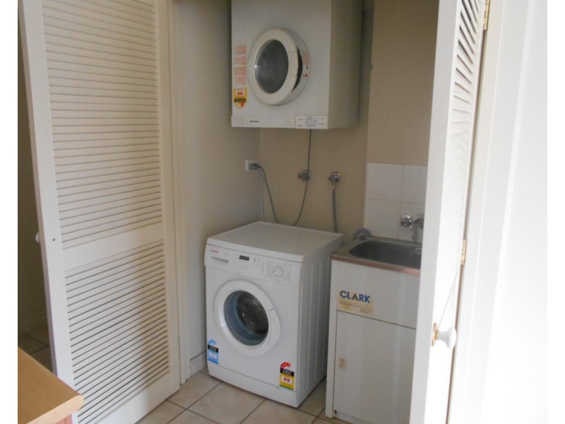 38 Lissner St, Toowong QLD 4066