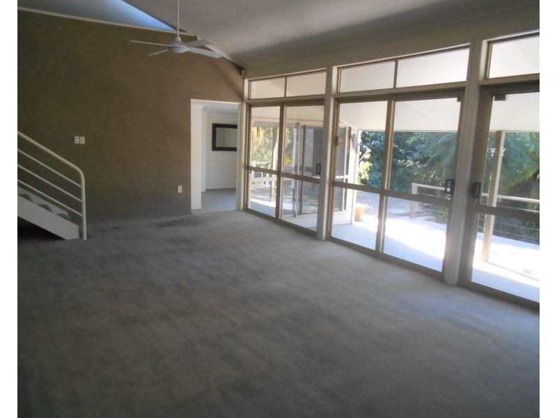 41 Morningview St, Chapel Hill QLD 4069