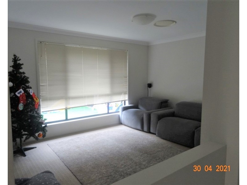 4 Fig Tree Place, Wakerley QLD 4154