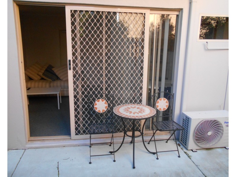 3 Whitmore St, Taringa QLD 4068