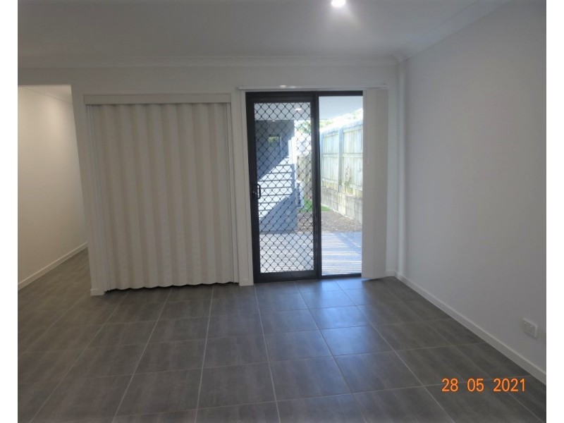 3B43 Rosella Street, Loganlea QLD 4131