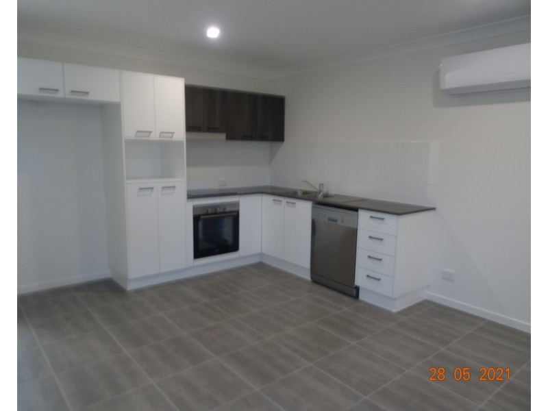 3B43 Rosella Street, Loganlea QLD 4131