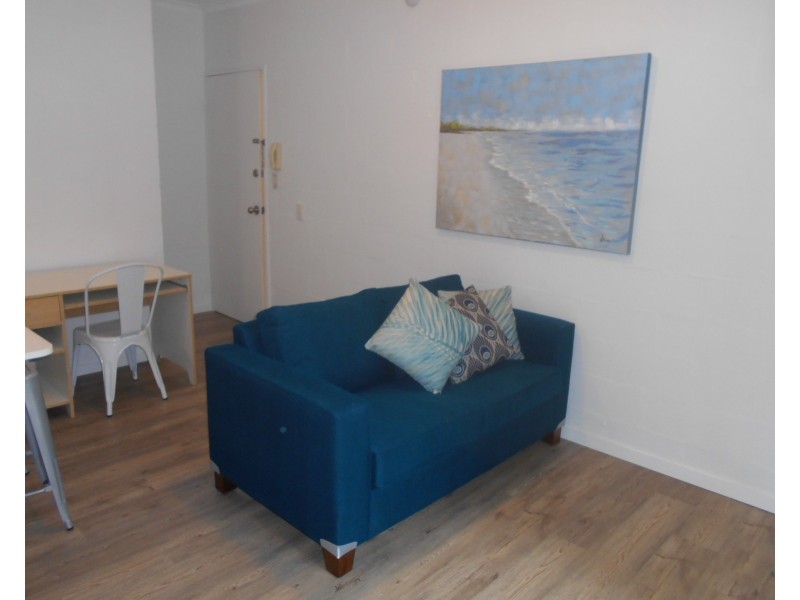 3 Whitmore St, Taringa QLD 4068