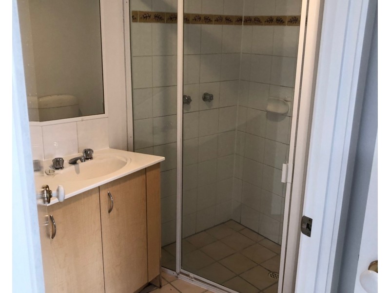 38 Lissner St, Toowong QLD 4066